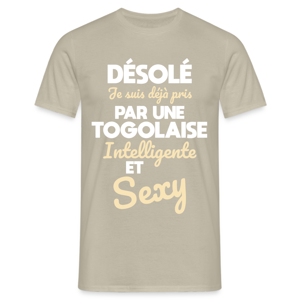 T-shirt Homme -  Je suis déjà pris par une Togolaise intelligente et sexy - beige sable