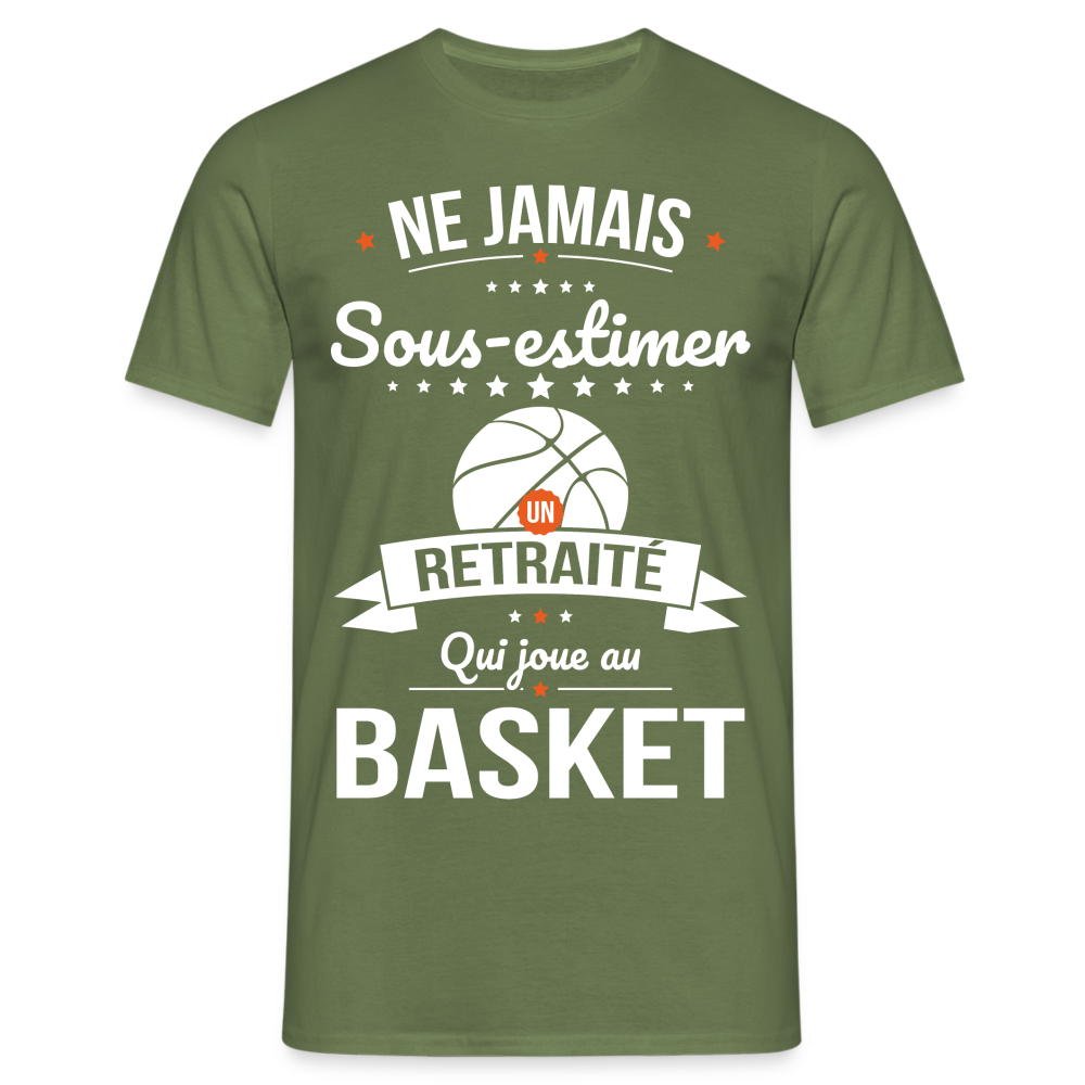 T-shirt Homme - Ne jamais sous-estimer un retraité qui joue au basket - vert militaire