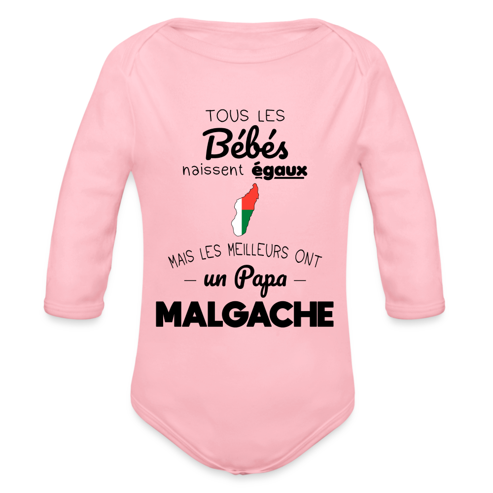 Body Bébé bio manches longues - Les Meilleurs Ont Un Papa Malgache - rose clair